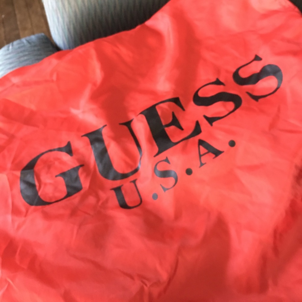 Guess windbreaker